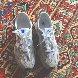New balance 327. Women’s 8.5 - men’s 6
